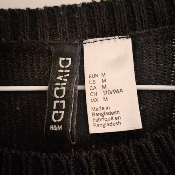 H&M Novelty Embroidered  "Meowy X-Mas" Black Knit Sweater womens sz Medium - Picture 6 of 6